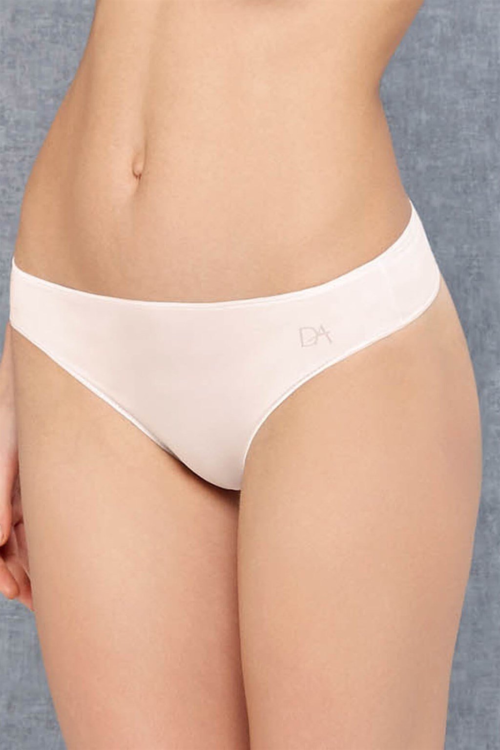 Трусики-стринги Doreanse Essentials 5