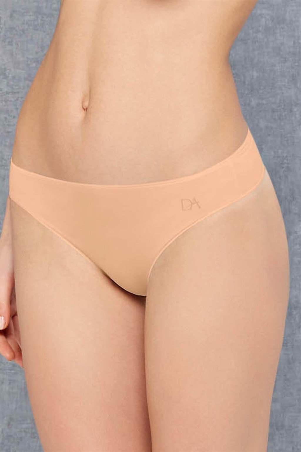 Трусики-стринги Doreanse Essentials 11