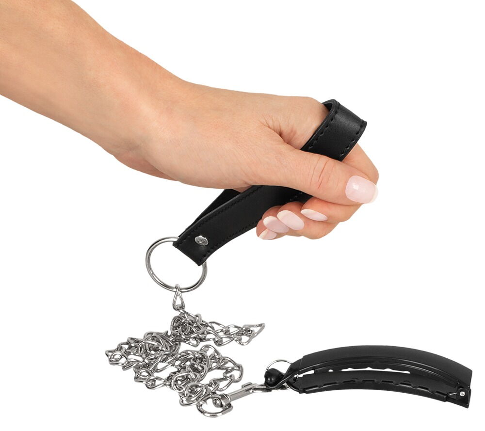 Зажим для половых губ с поводком Pussy Clamp With A Leash 4