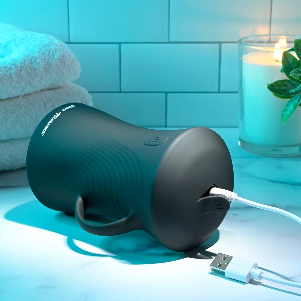 Черный вибромастурбатор с гироскопом Gyro Stroke 5