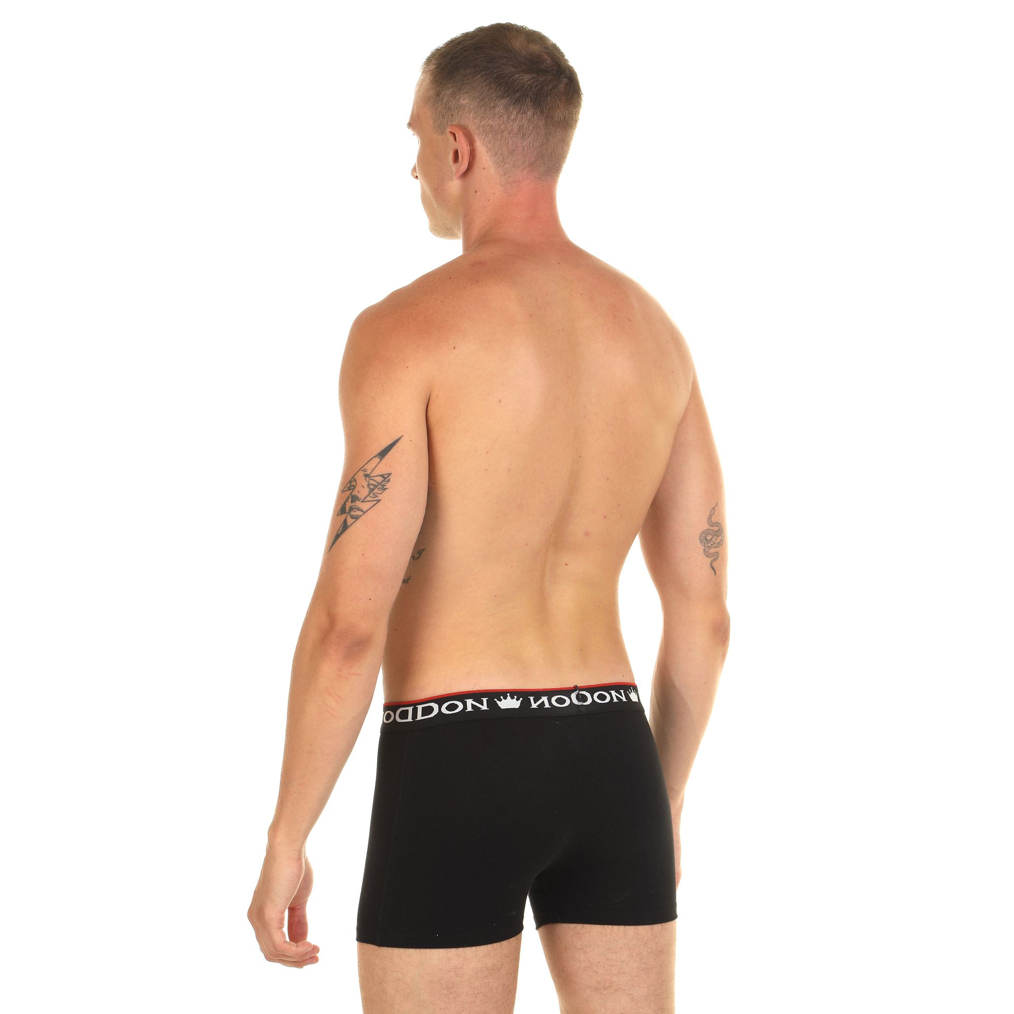 Черные мужские трусы-боксеры с пришивной брендированной резинкой 3