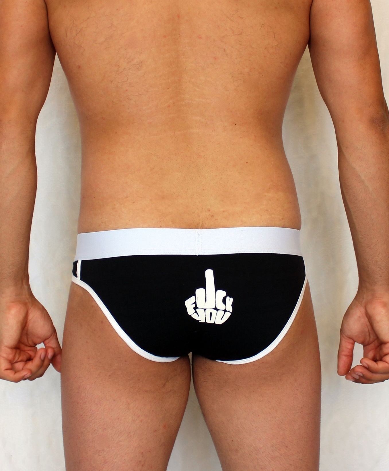 Черные трусы-слипы с провокационным принтом на задней части 3