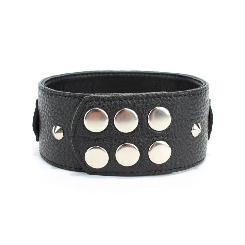 Черный кожаный ошейник с короткими шипами 2