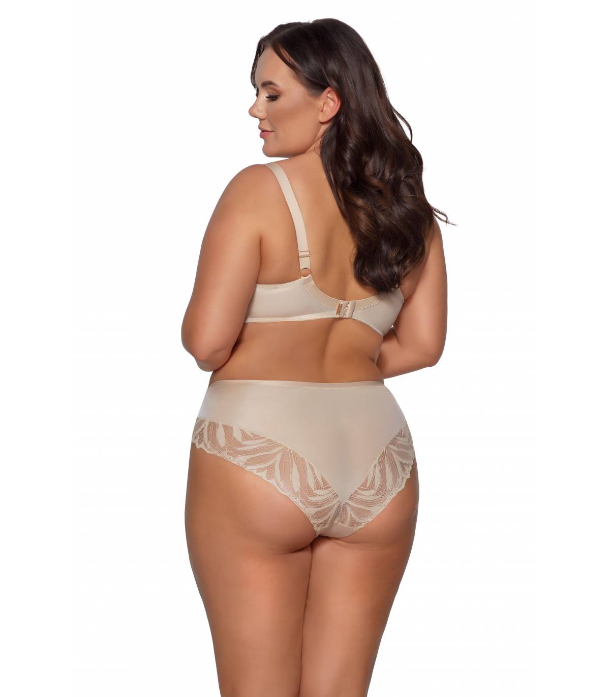 Бюстгальтер Yasemin с мягкими +size чашками 7