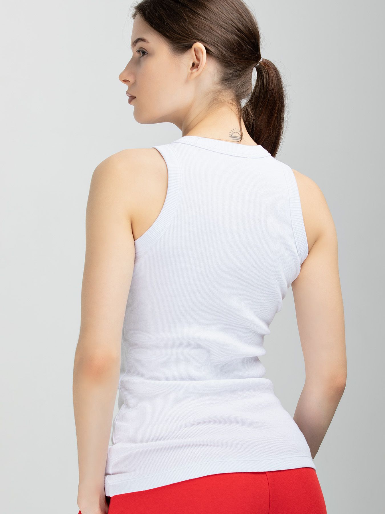 Женская базовая майка с американской проймой 2