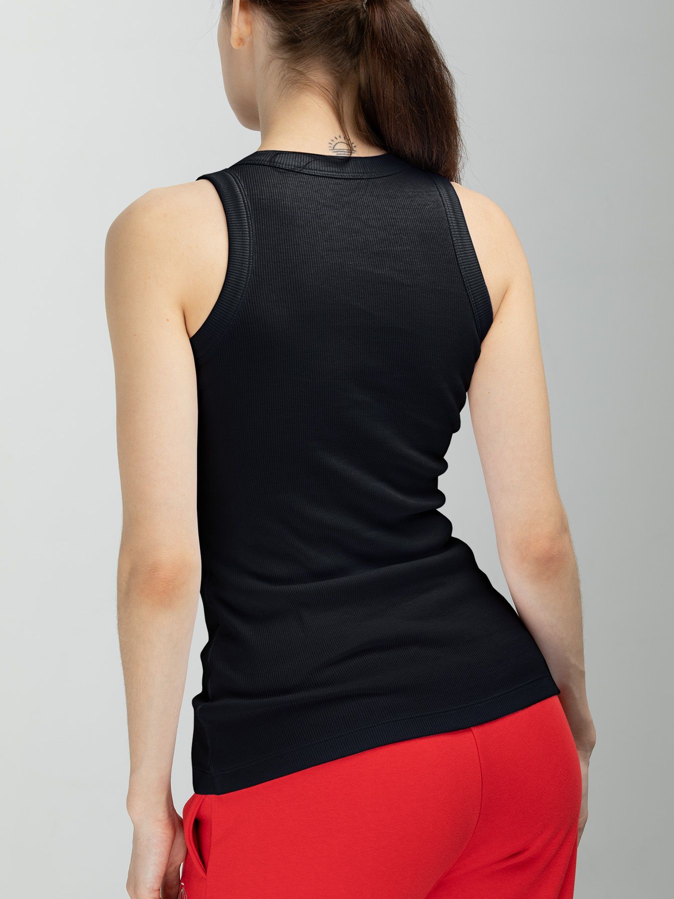 Женская базовая майка с американской проймой 6