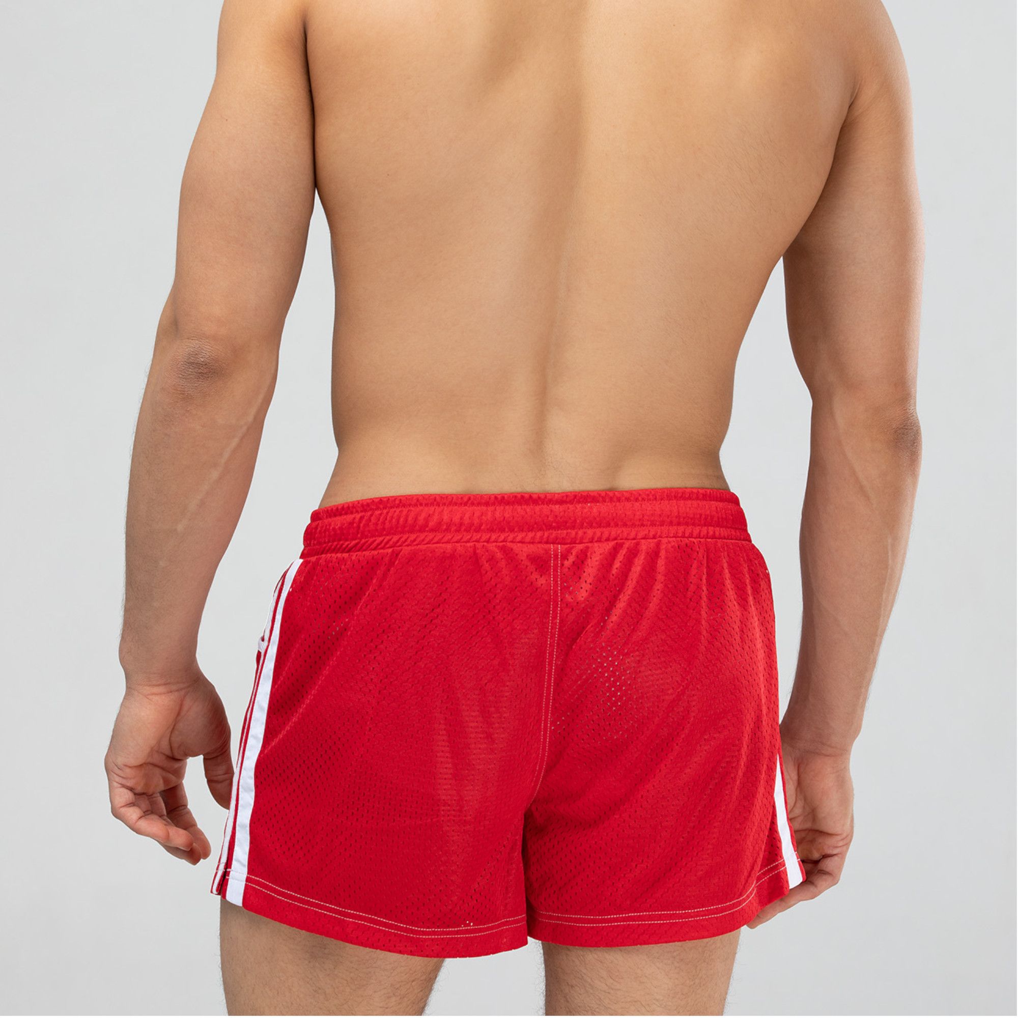 Мужские короткие шорты из быстросохнущего перфорированного материала 3