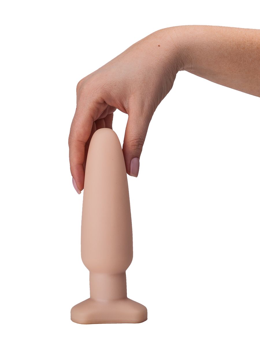 Телесный анальный плаг среднего размера - 18 см. 5