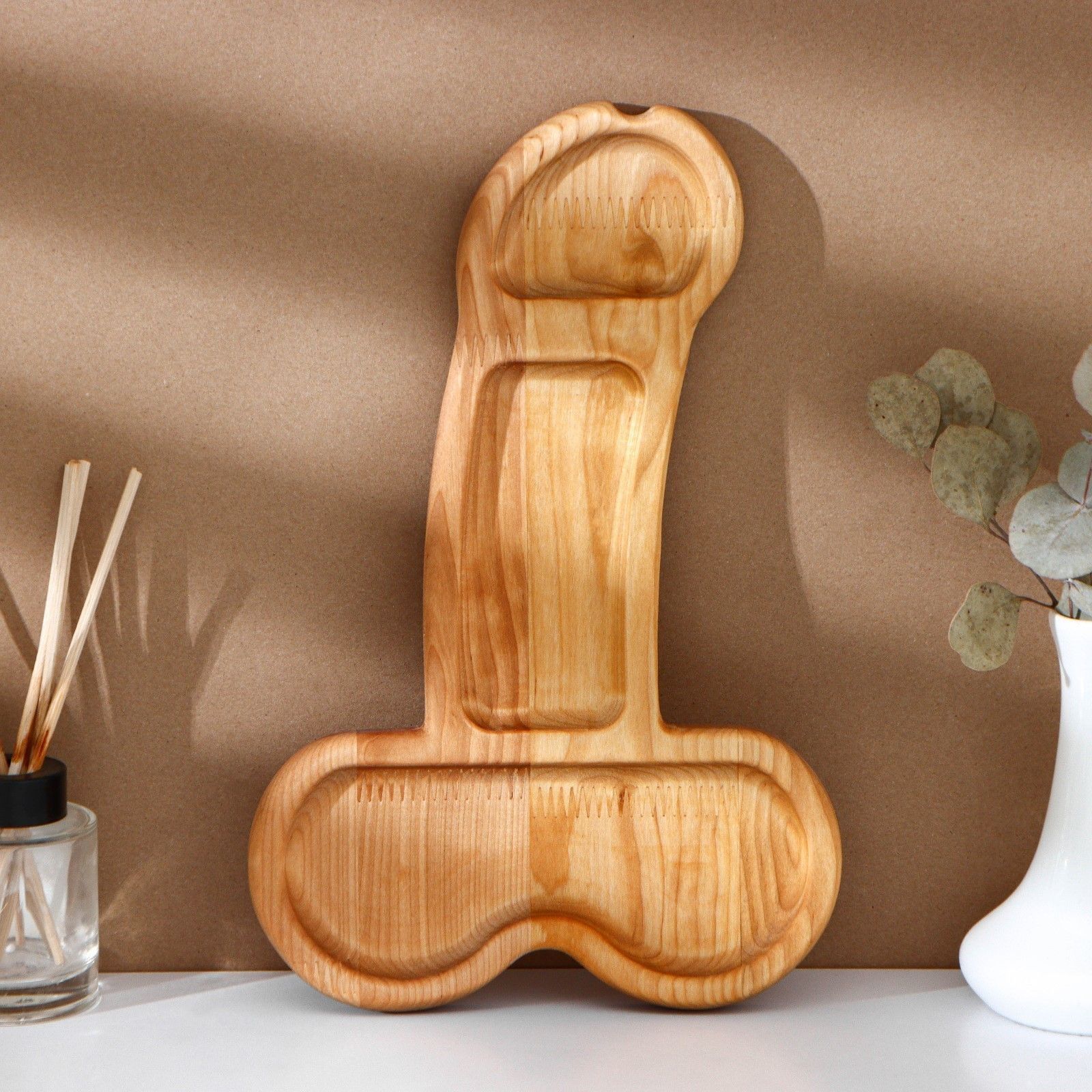 Деревянное блюдо для подачи в форме члена (32,5 х 20 х 1,7 см) 11