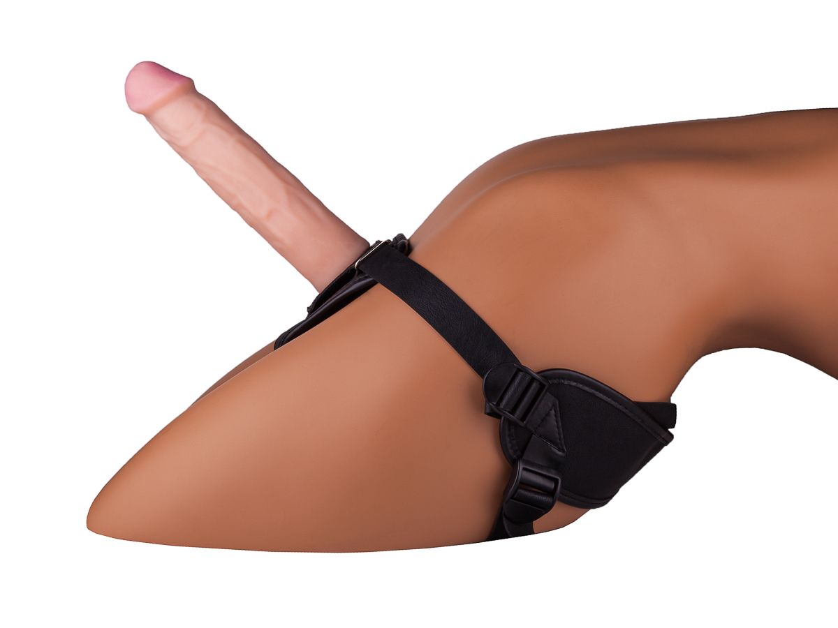 Страпон Харнесс в подарочной упаковке - 21 см. 2