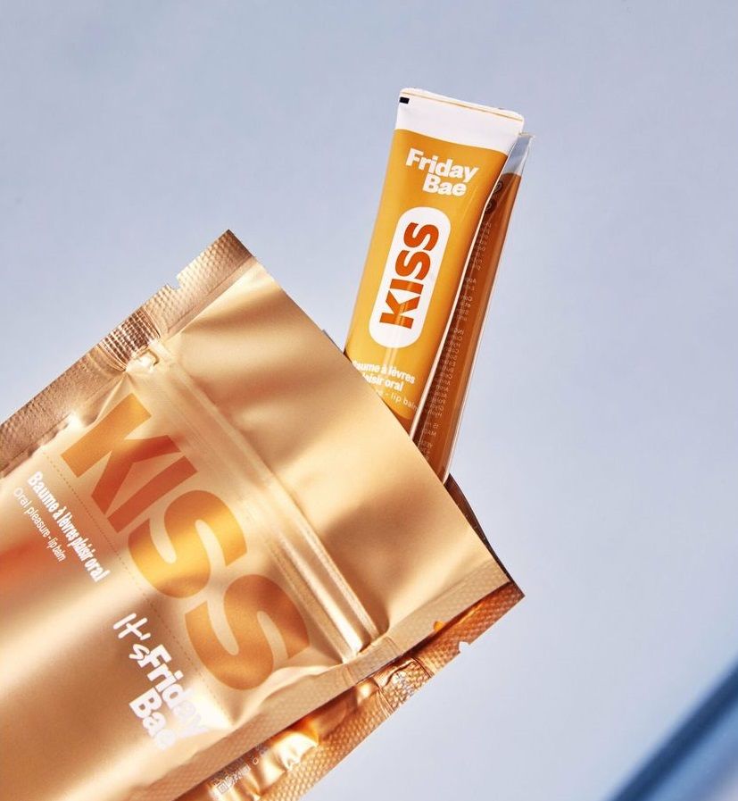 Возбуждающий бальзам для губ Friday Bae Kiss - 15 мл. 4