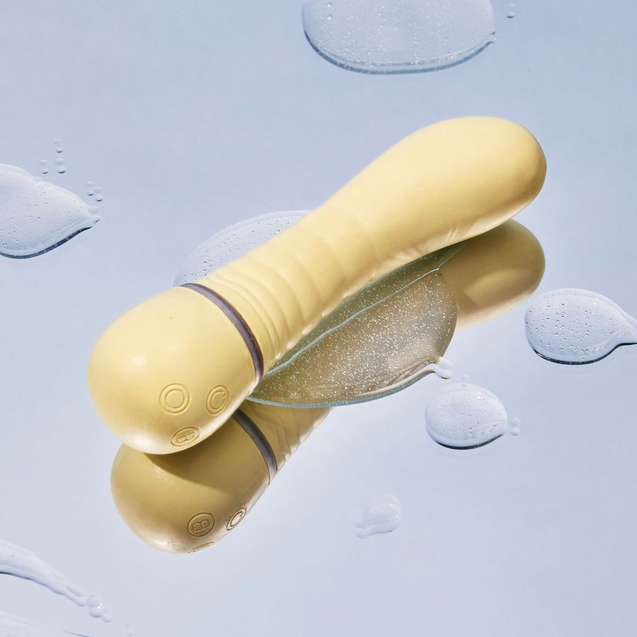 Желтый вибратор G-точки Shibae Toys - 17,5 см. 3