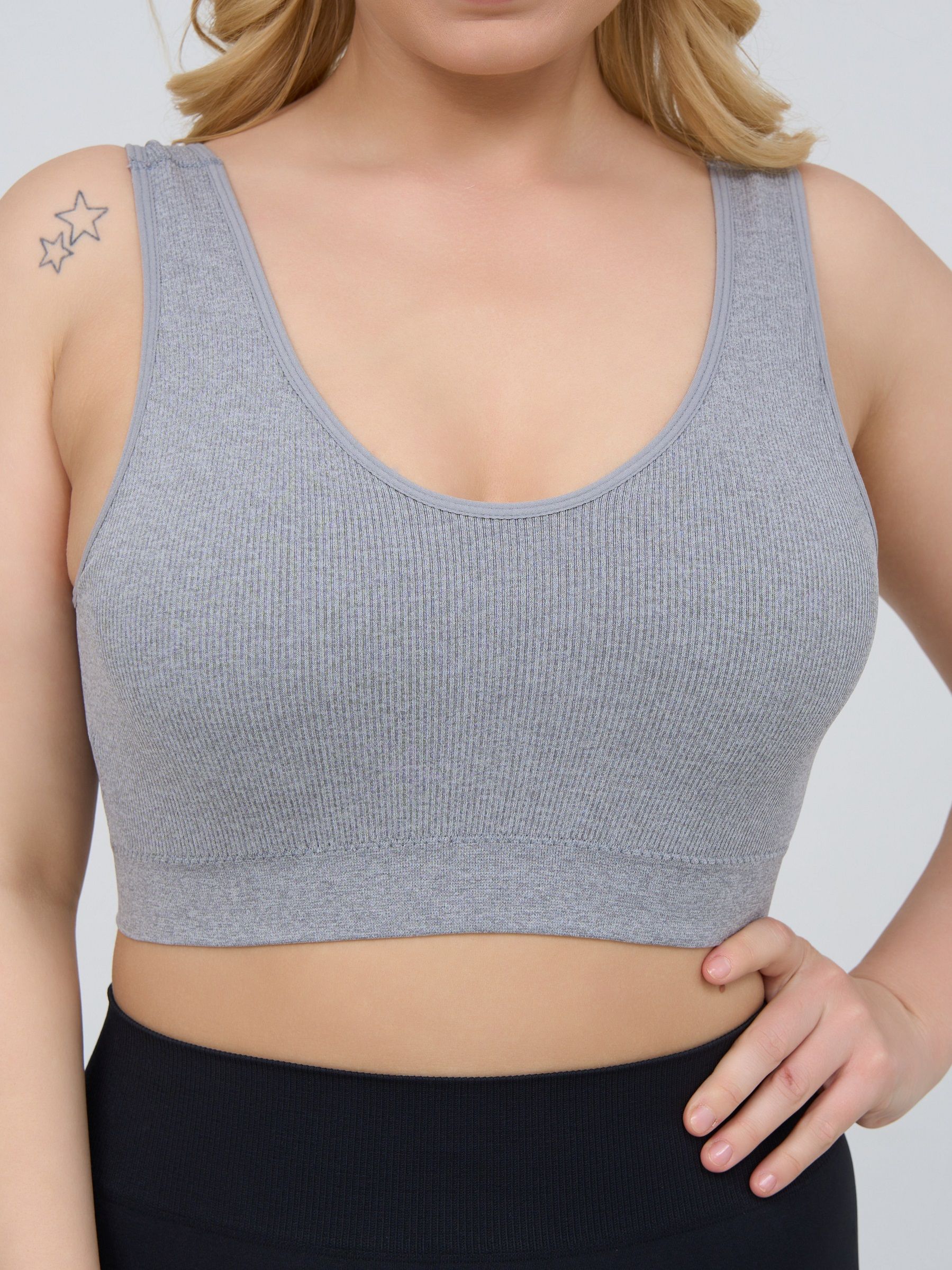 Бюстгальтер-топ в мелкий рубчик 4