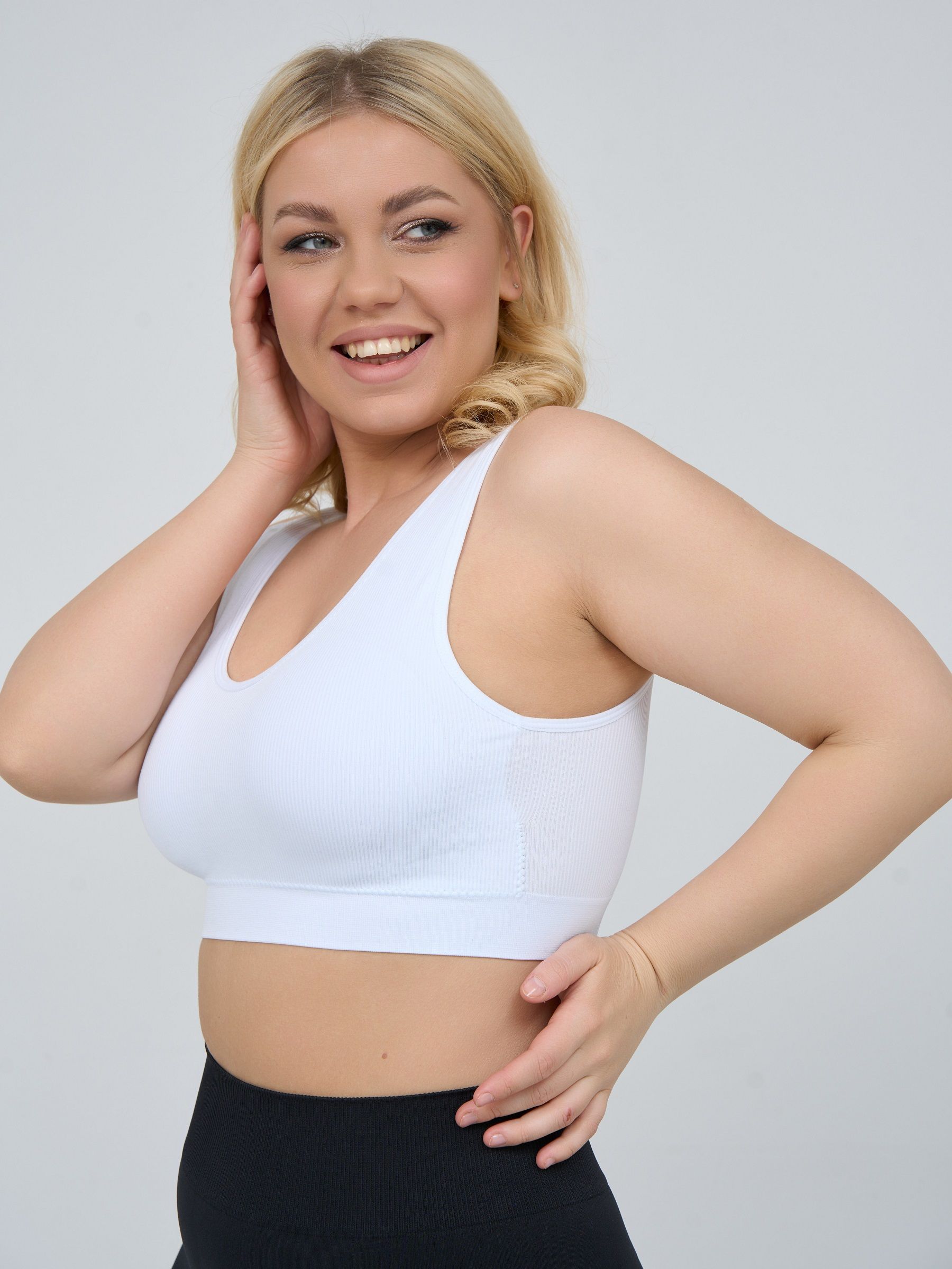 Бюстгальтер-топ в мелкий рубчик 6