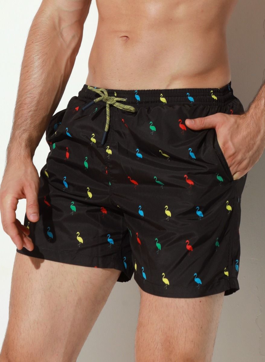 Мужские пляжные шорты с принтом в виде цветных фламинго 1