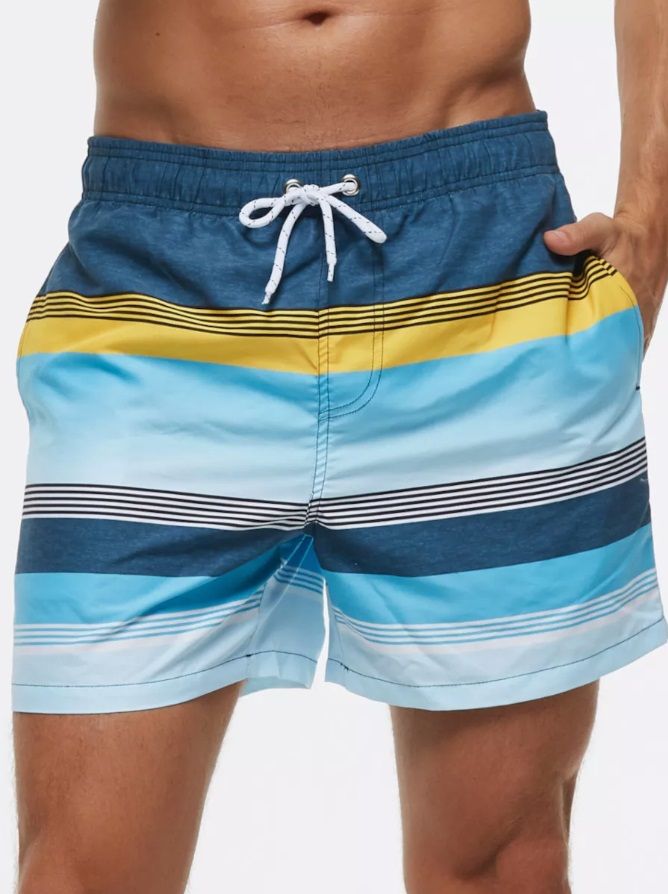 Сине-голубые пляжные шорты в полоску 1