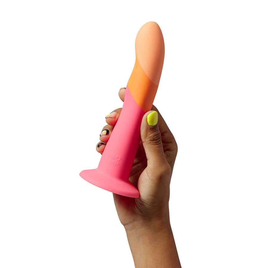 Яркий фаллоимитатор Romp Dizi с присоской - 18 см. 3