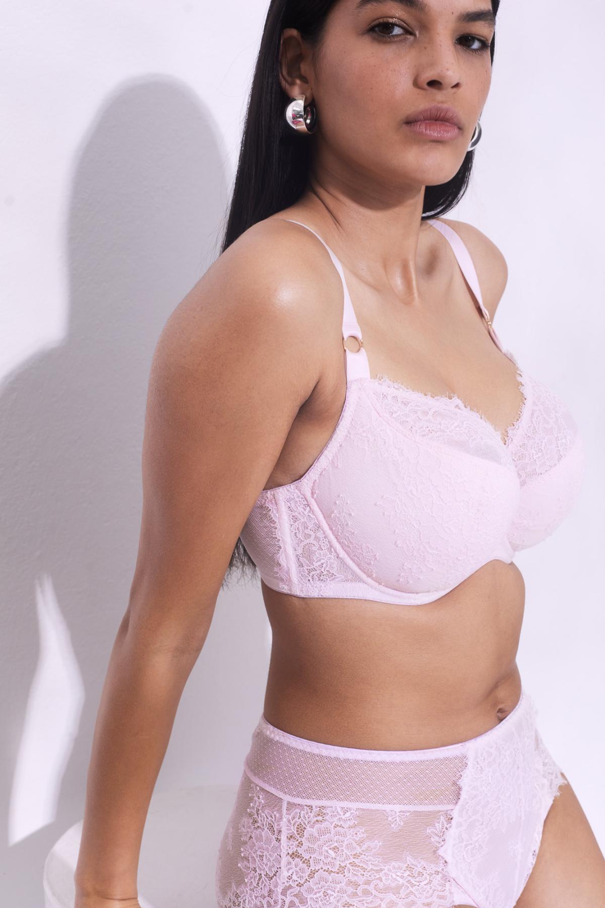 Бюстгальтер Hush Blush с чашками на уплотнителе 1