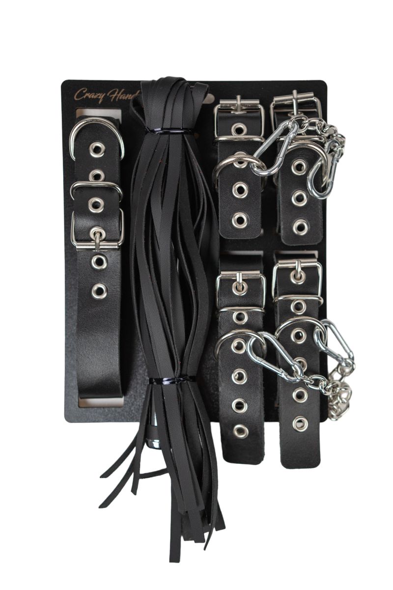 БДСМ-набор с плёткой в черном цвете 1