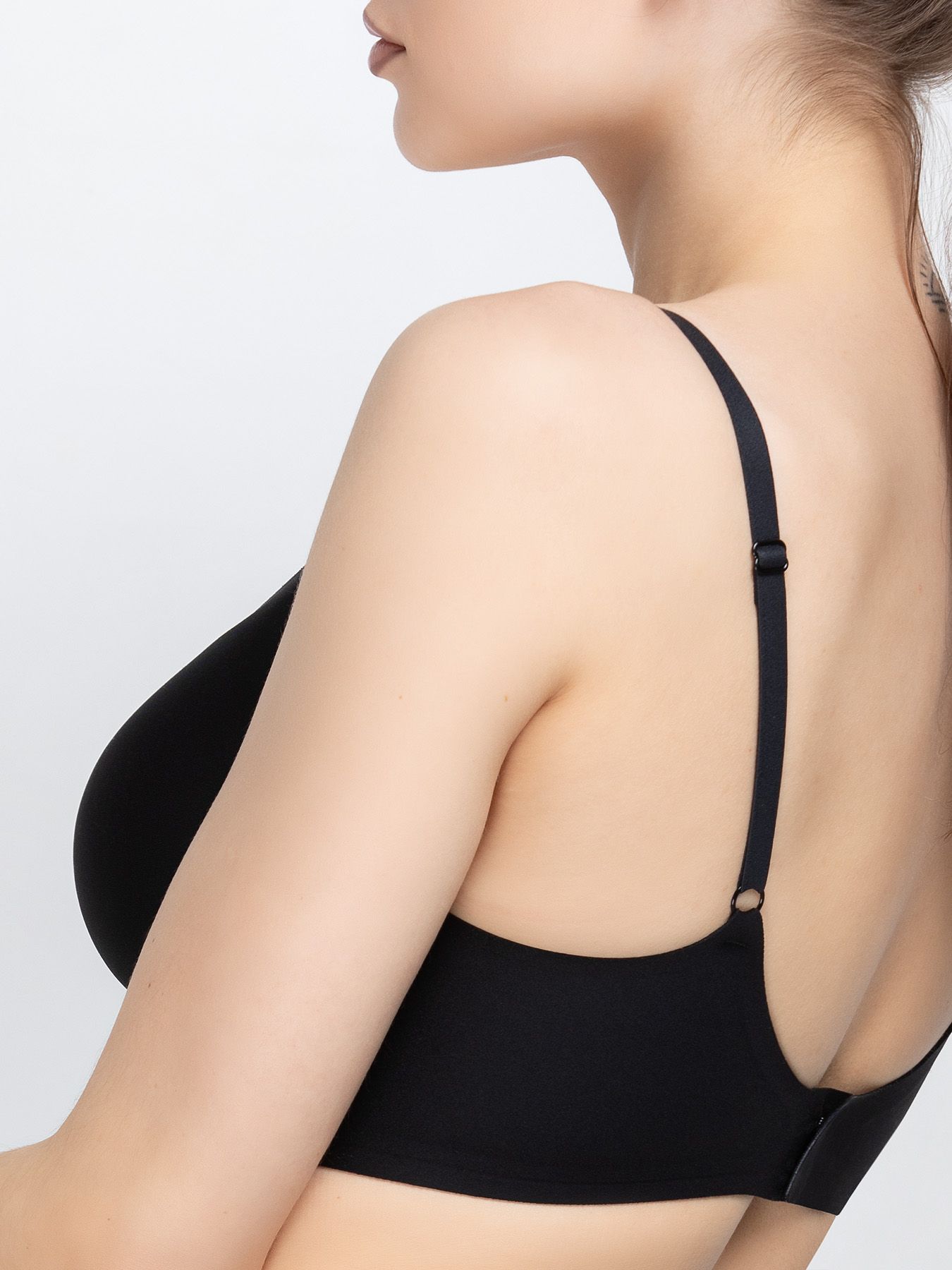 Бесшовный бюстгальтер с регулируемыми бретелями 5