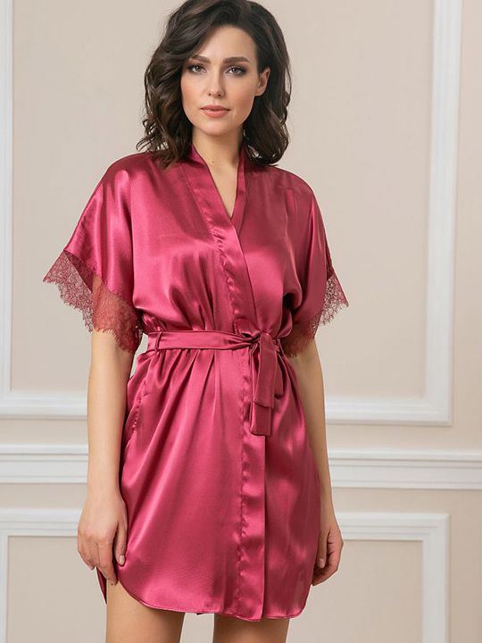 Обворожительный пеньюар с кружевом 1