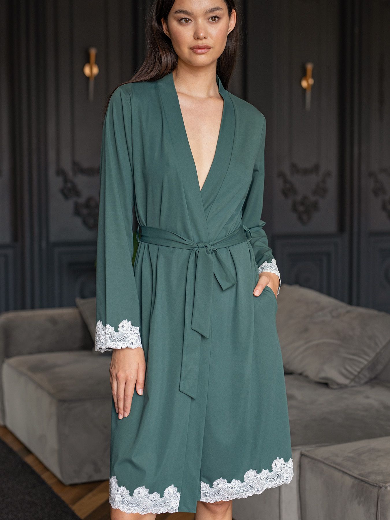 Женский домашний халат длины миди 1