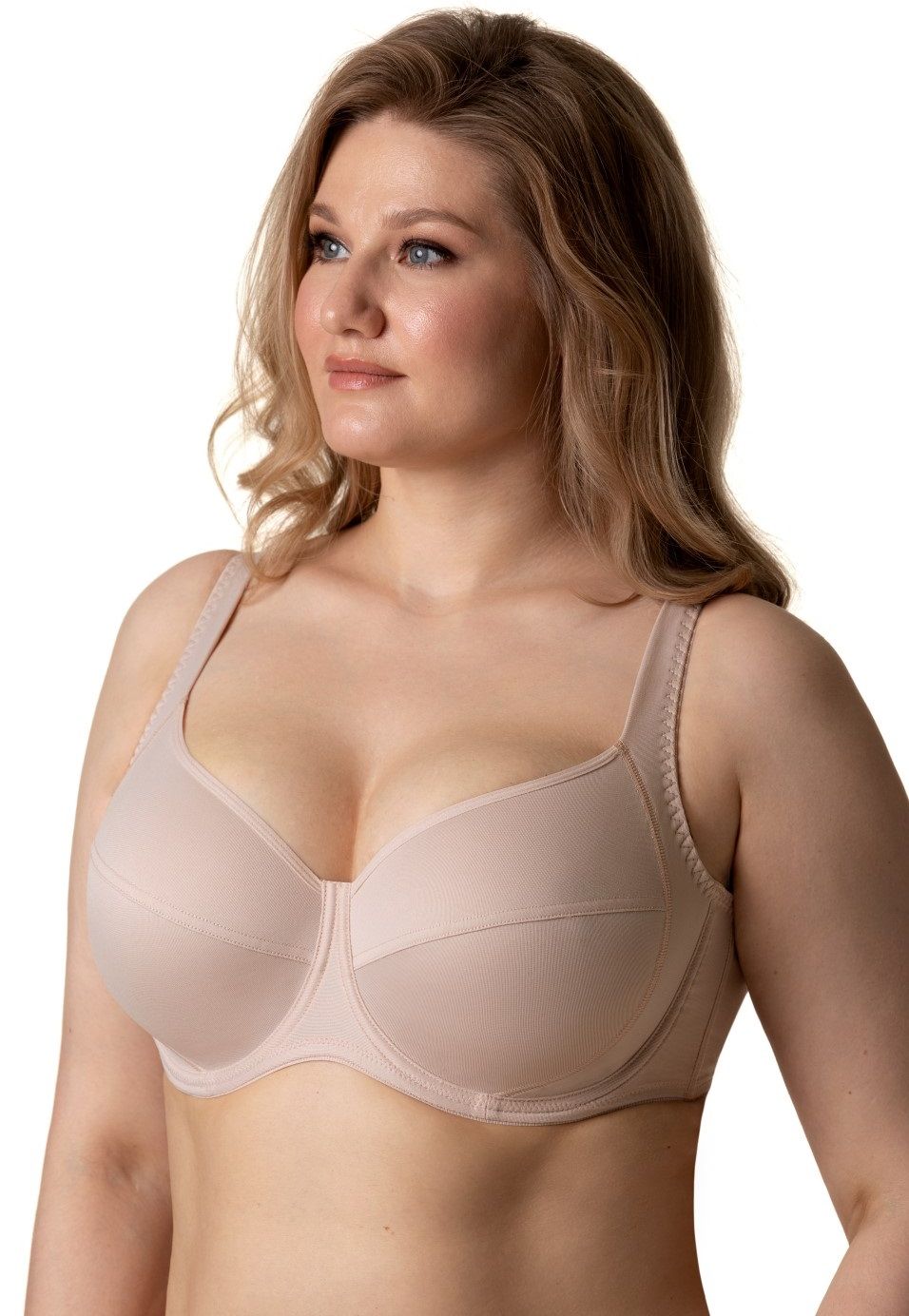 Бюстгальтер на каркасах с мягкой чашкой 3
