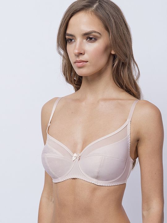 Бюстгальтер на каркасах с Т-образным членением чашек 8