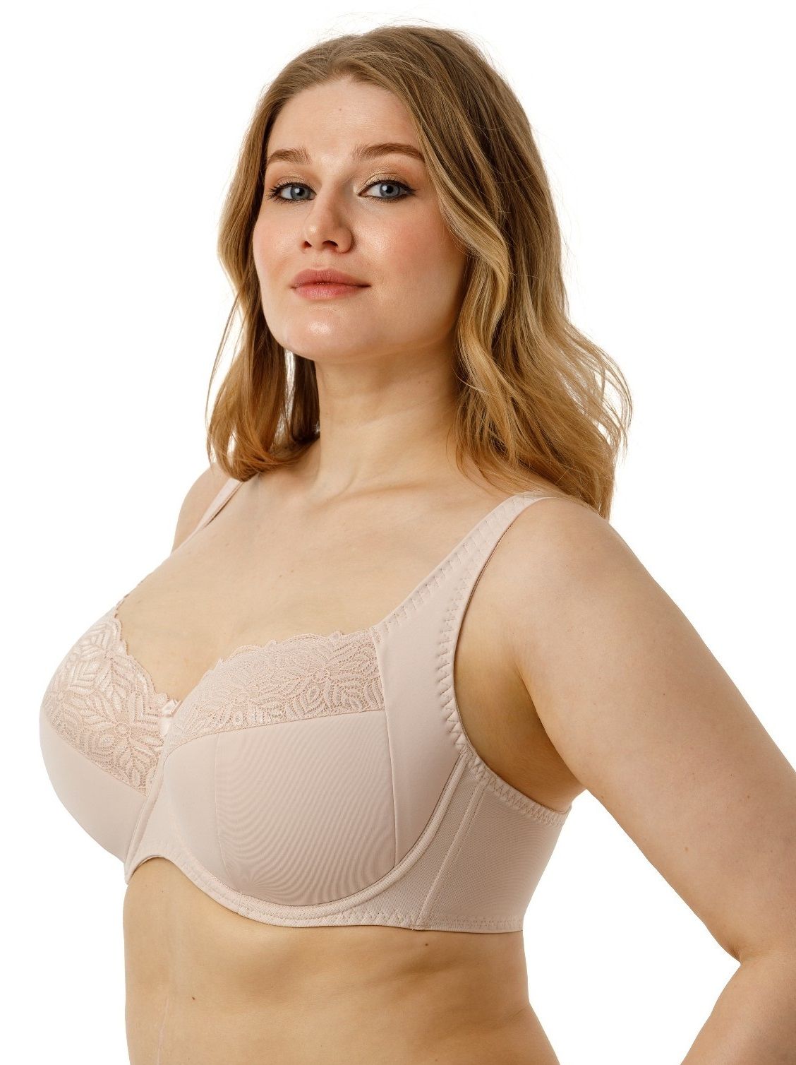 Бюстгальтер на каркасах с мягкими чашками и широким станом 1