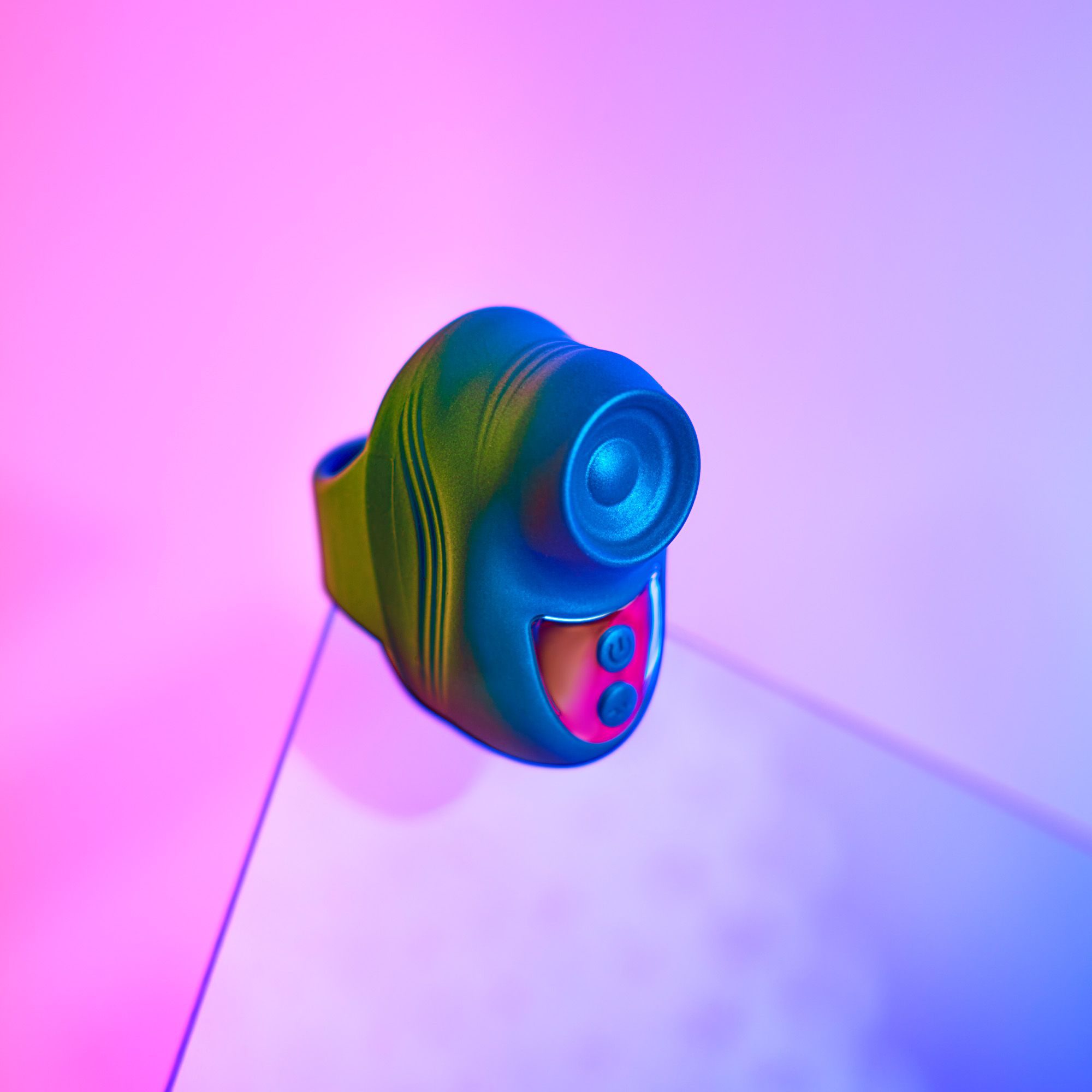 Зеленый клиторальный стимулятор на палец Kisscool 6