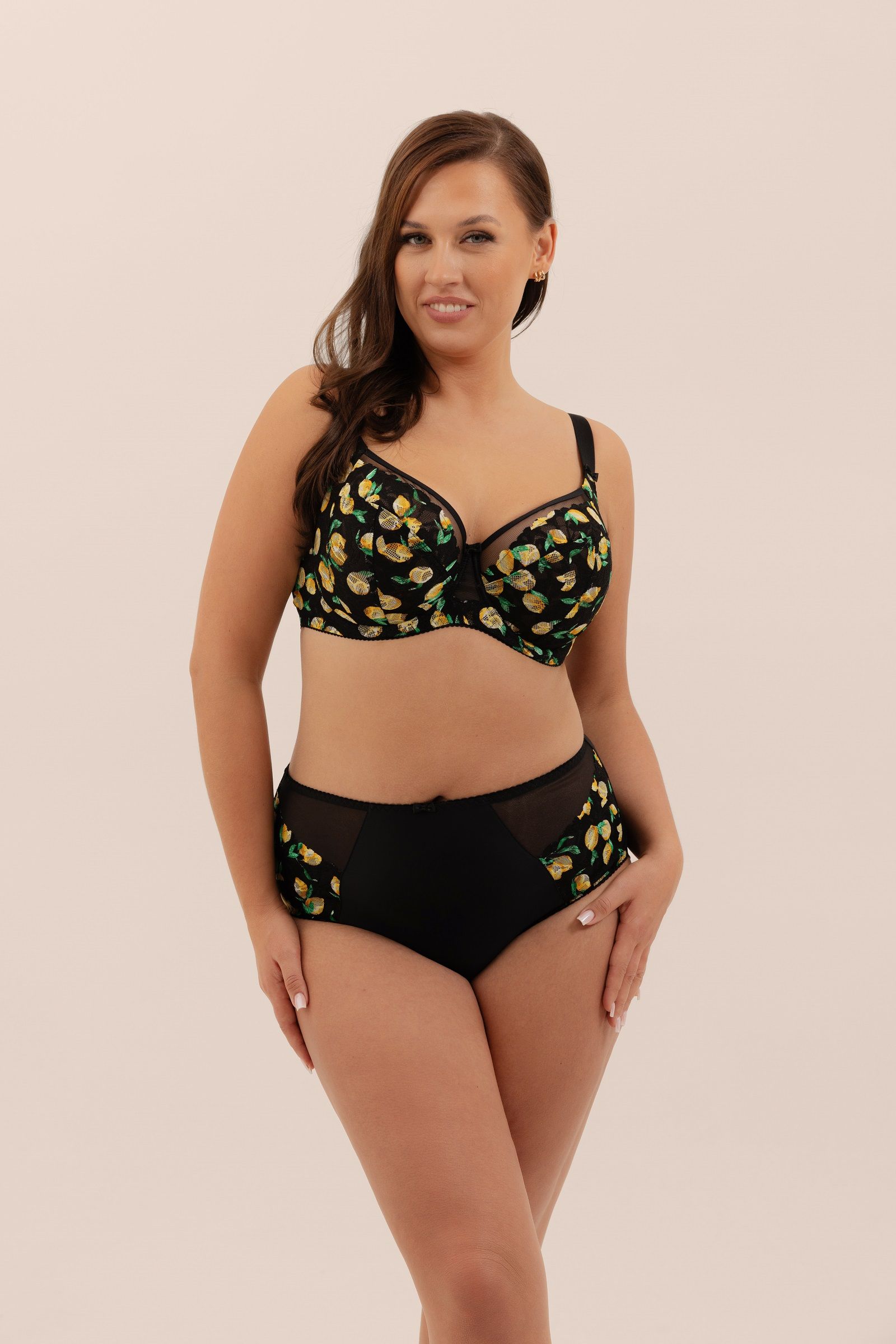 Бюстгальтер с мягкой +size чашкой с принтом в виде лимонов 6