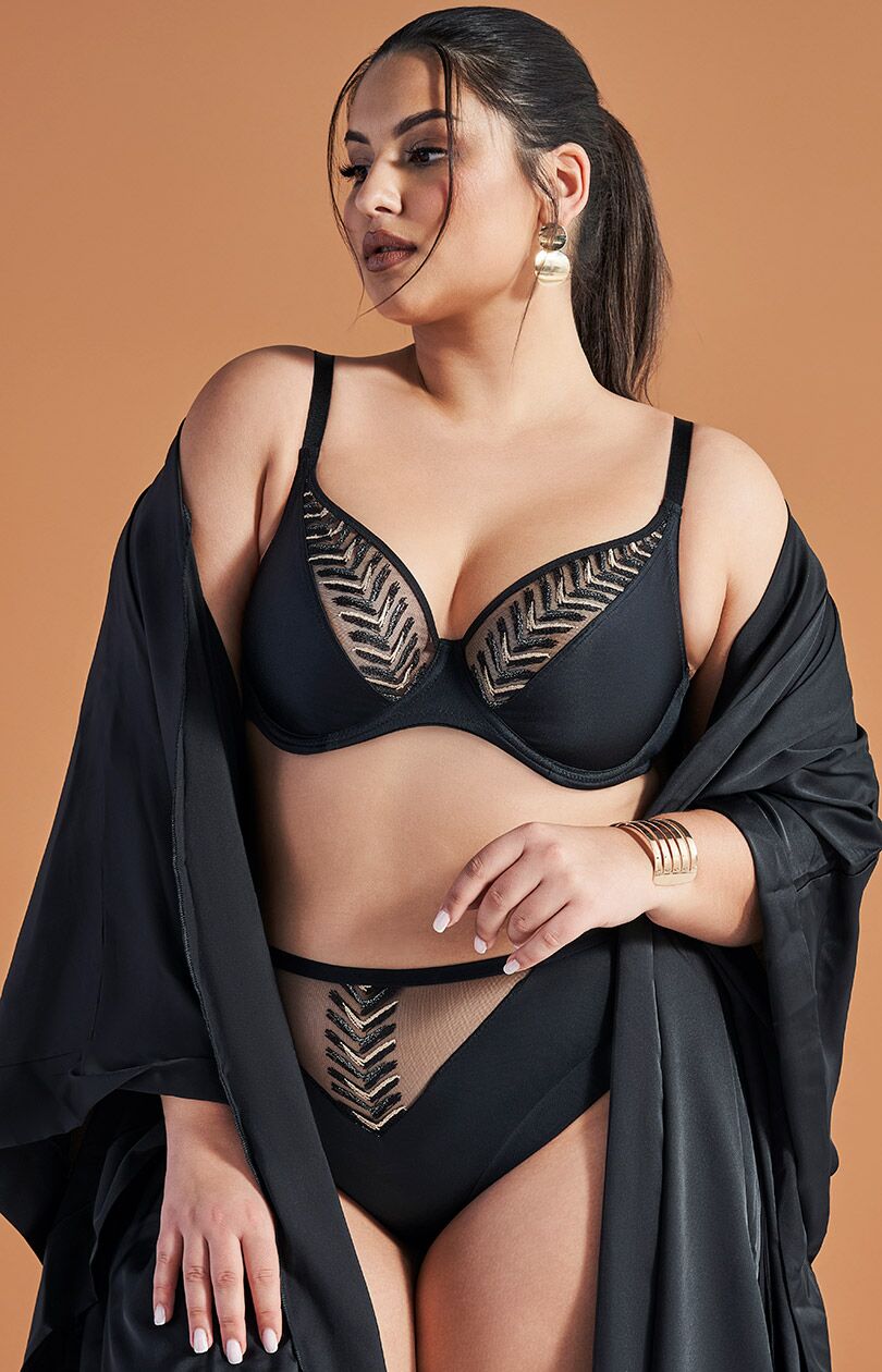 Бюстгальтер-бралетт Goddess с +size чашкой 6