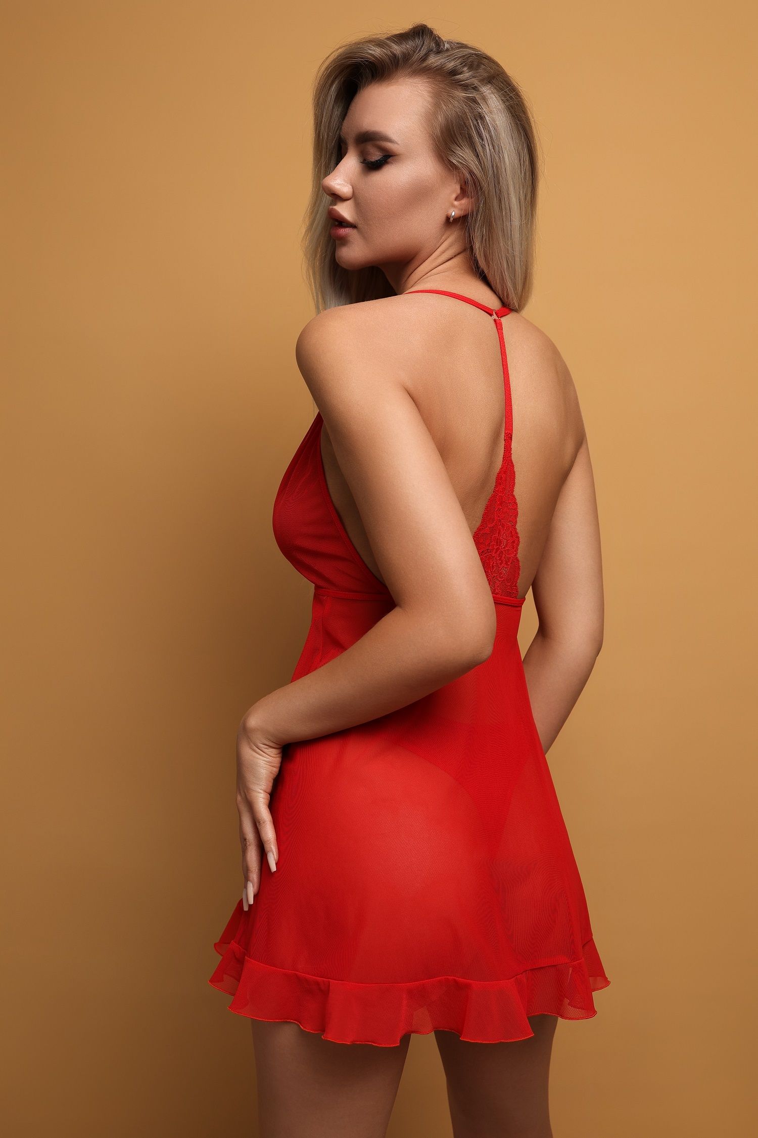 Роскошный красный бэби-долл 2