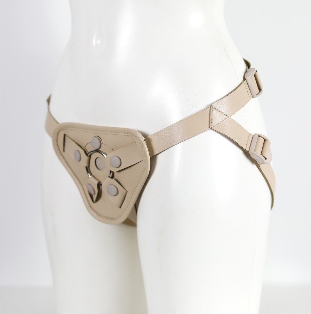 Бежевый пояс с двумя типами крепления насадок 2