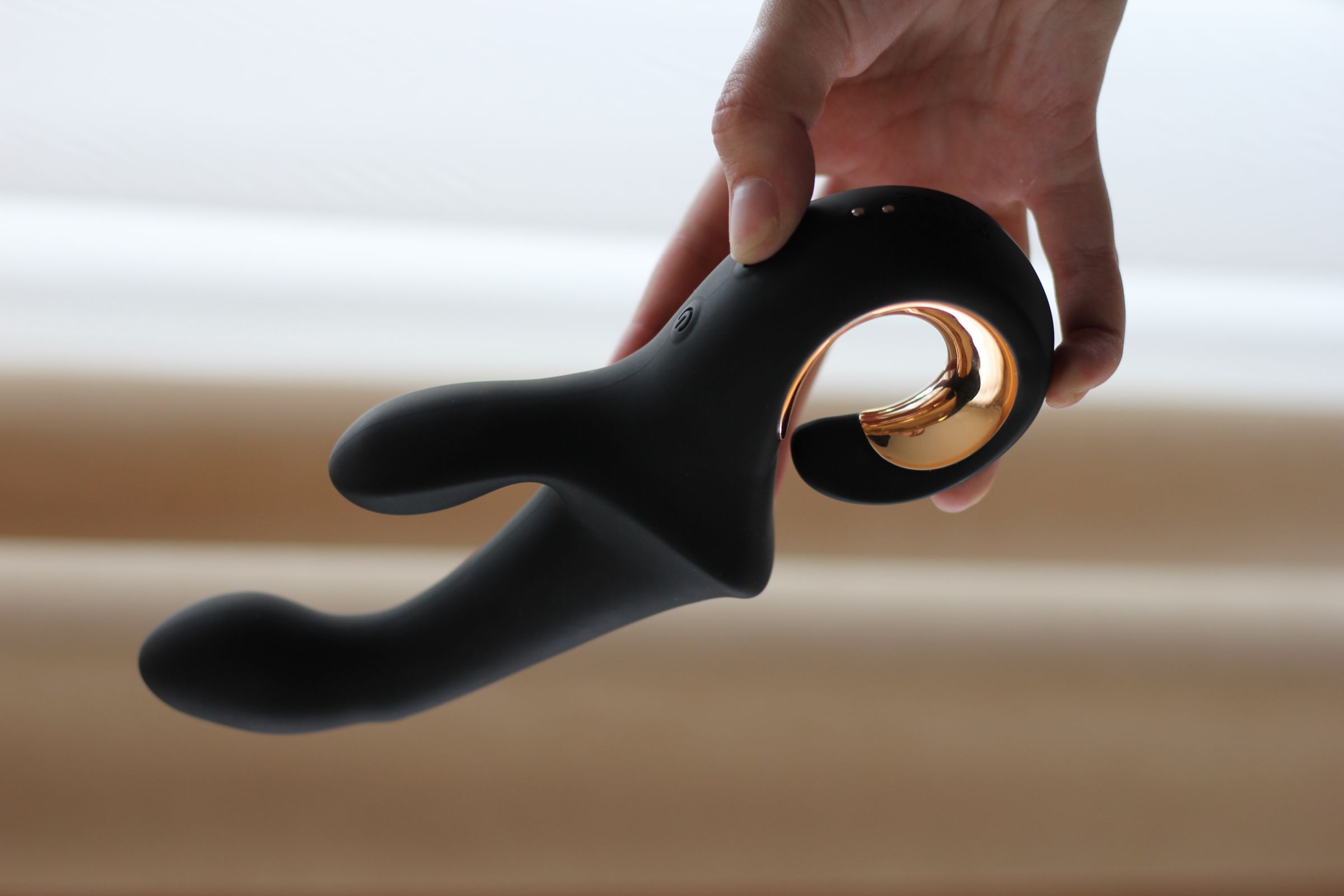 Черный вибратор-кролик Mystery - 22,5 см. 5