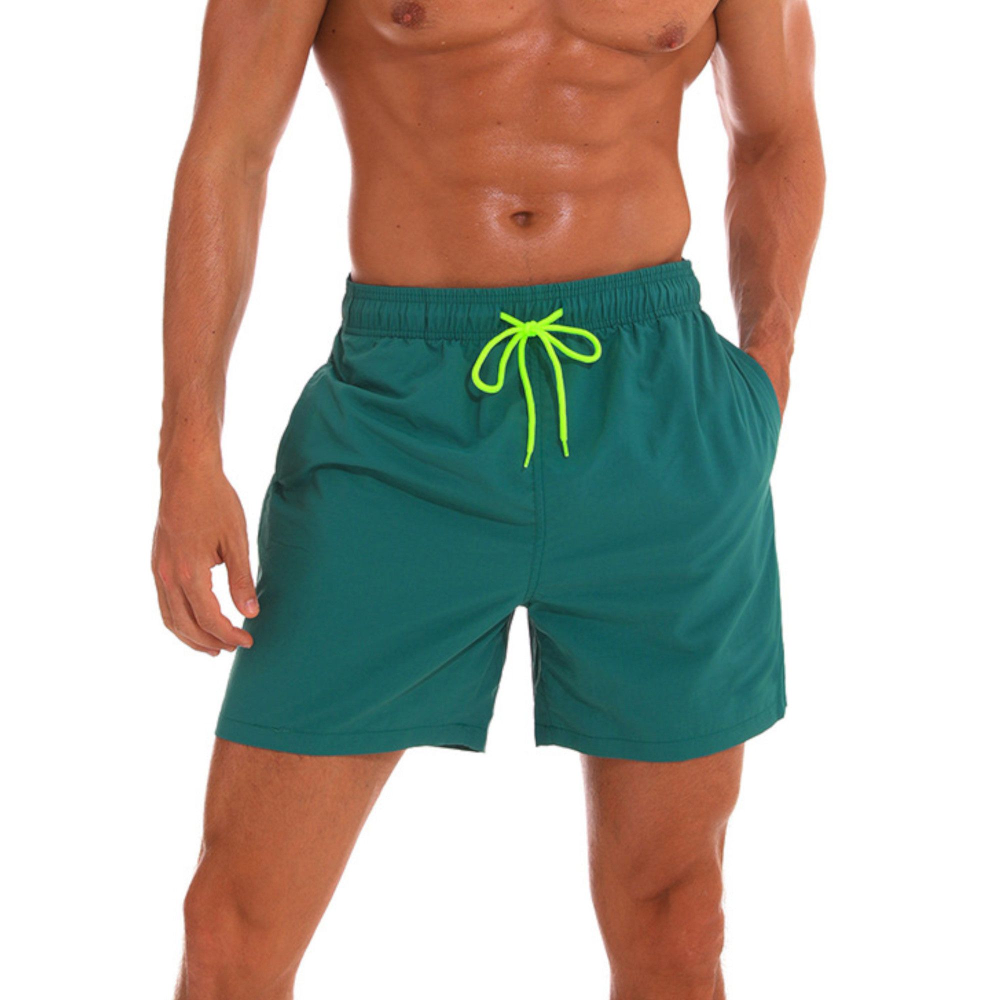 Зеленые мужские пляжные шорты 1