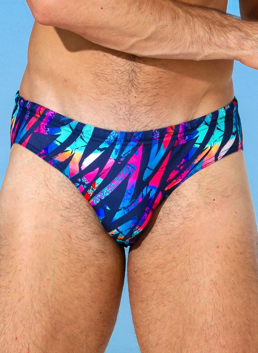 Синие мужские плавки с яркими цветными зигзагами 1