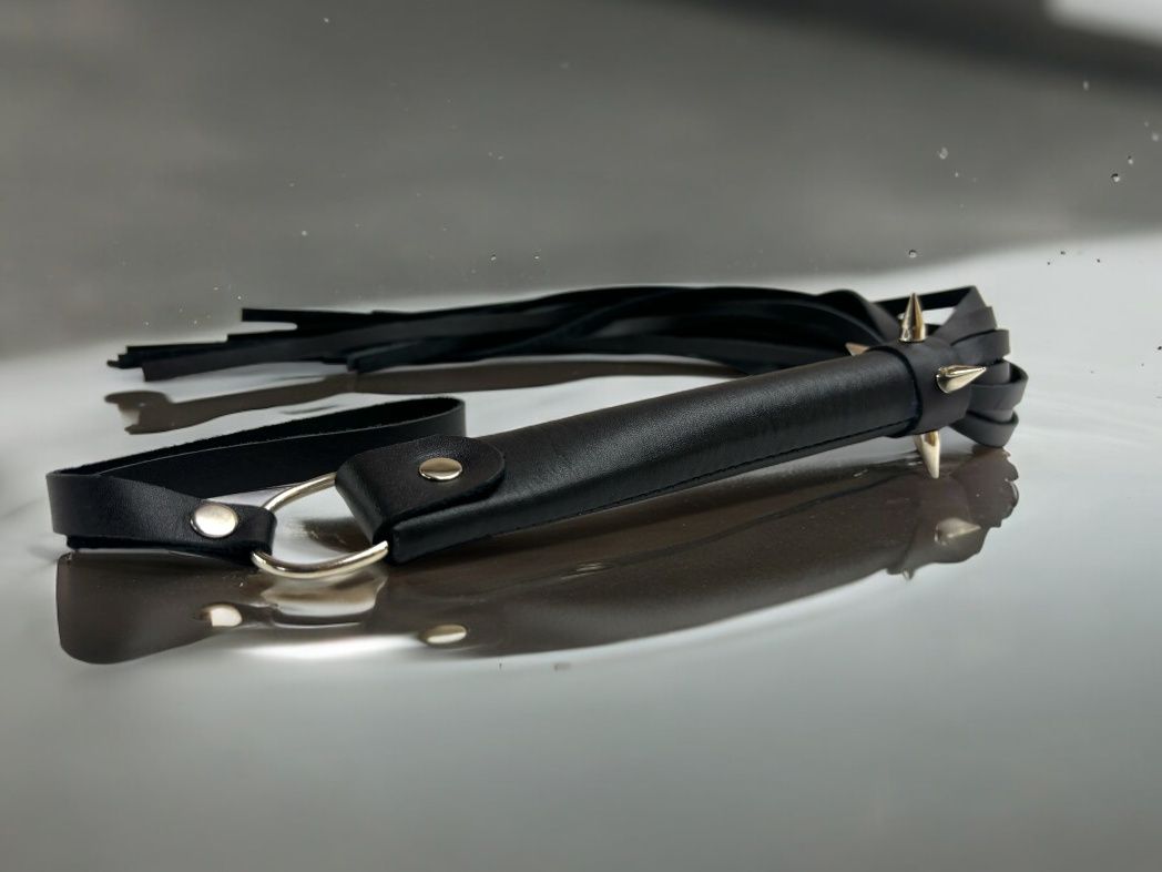 Черная плеть с шипами Risky Arsenal - 55 см. 4