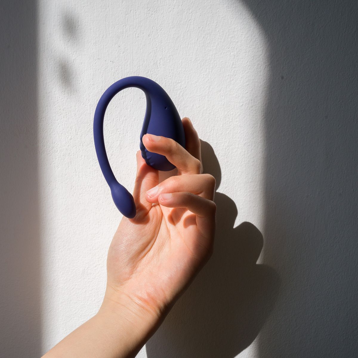 Синее виброяйцо Aurora 12