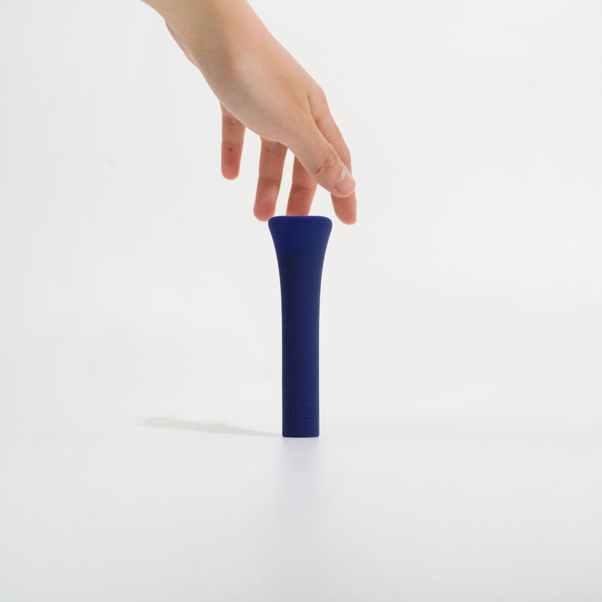 Синий мини-вибромассажёр Caress 3