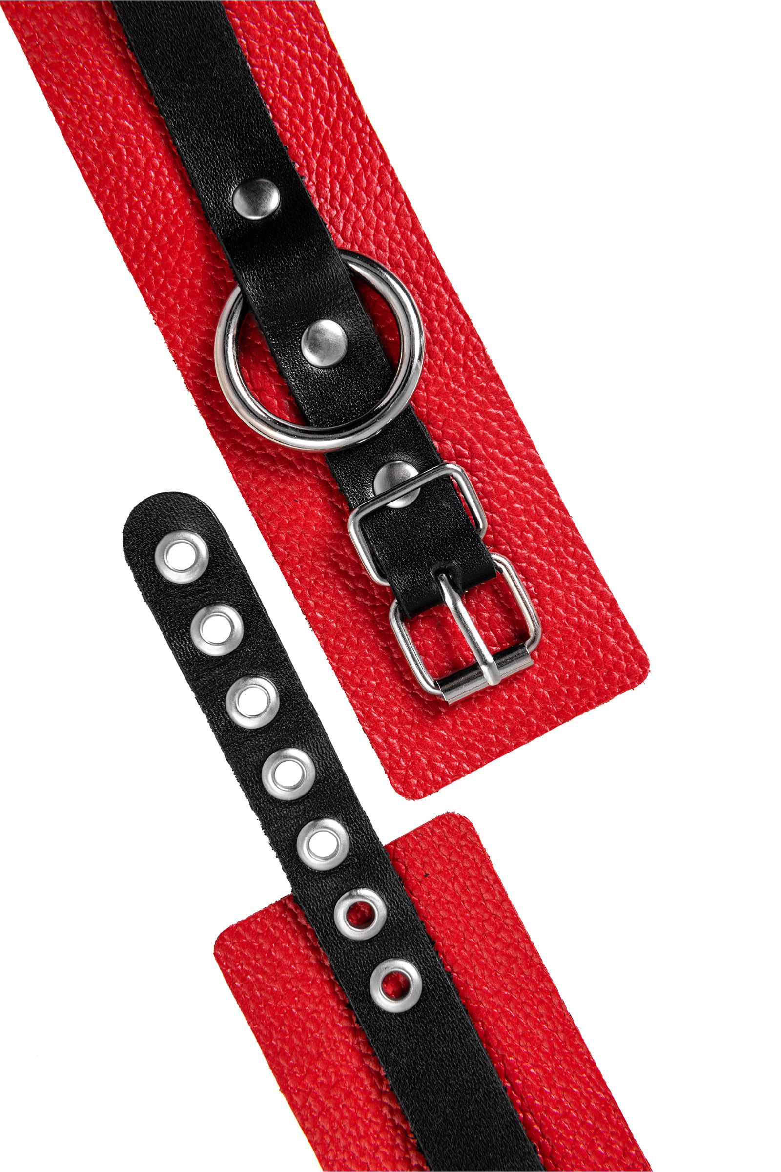 Красно-черные мягкие оковы с одним ремешком и люверсами 7