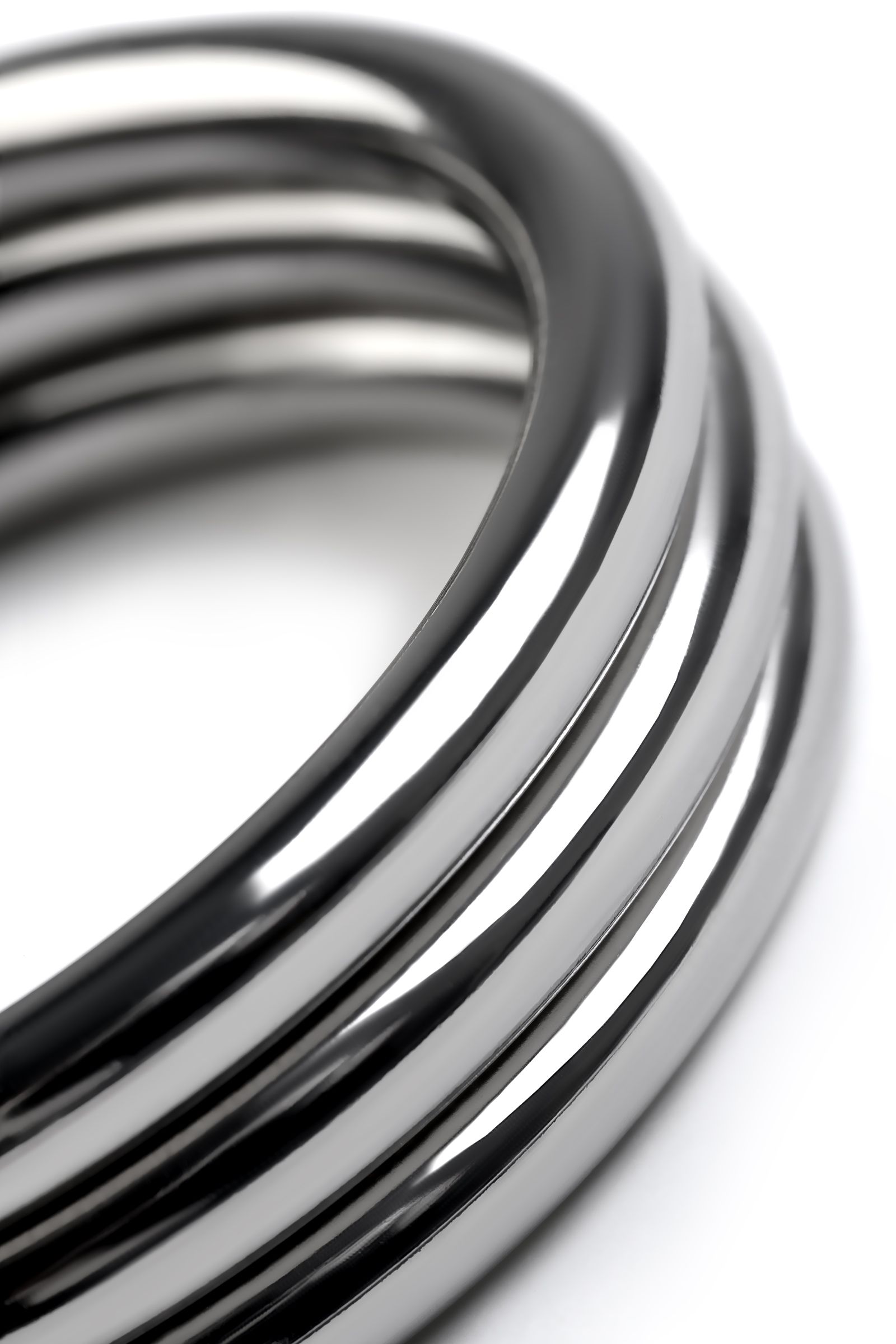 Металлическое кольцо на пенис 6