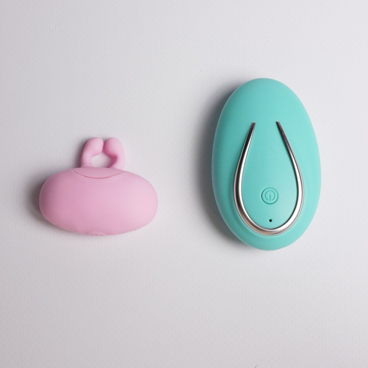 Розовый многофункциональный стимулятор 5