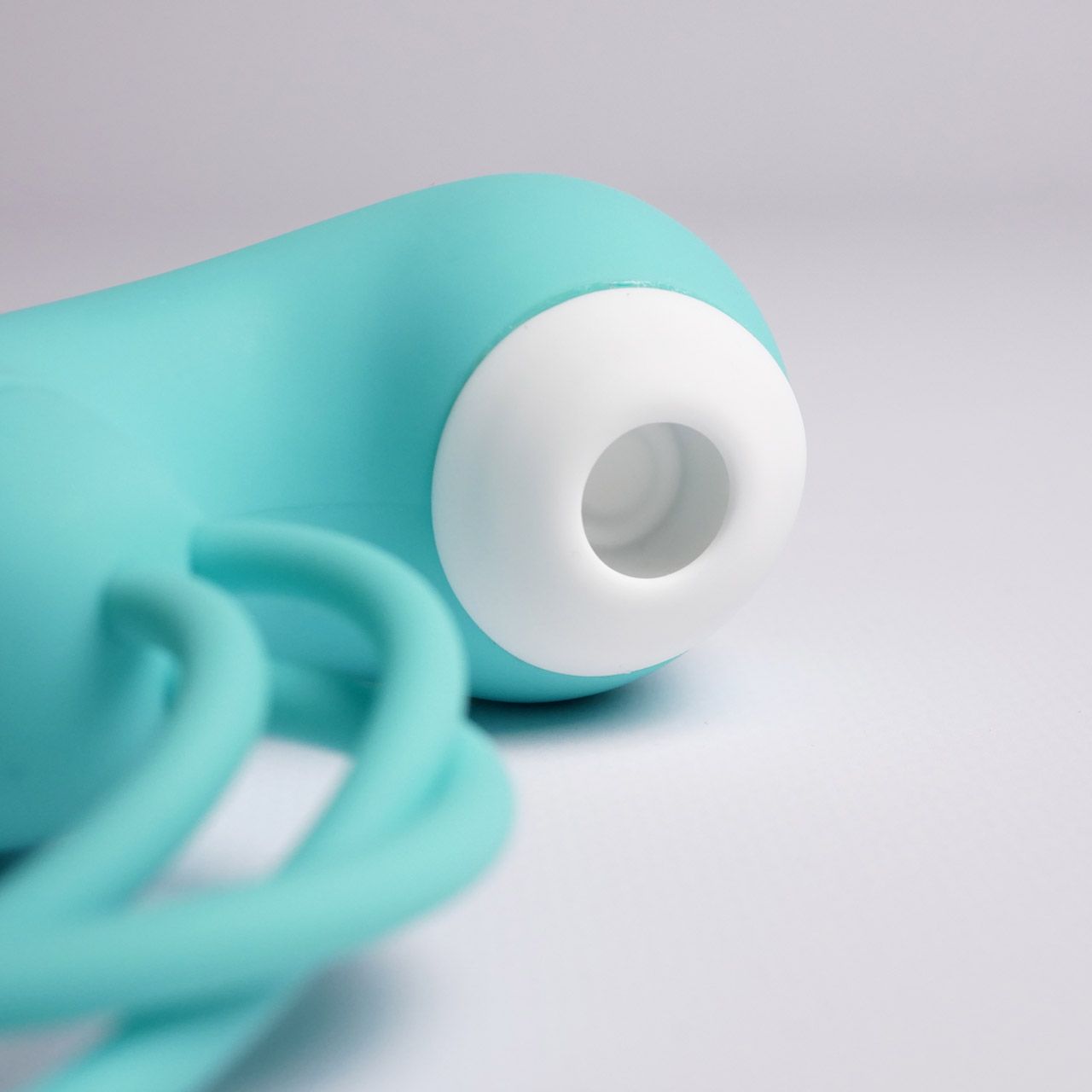 Бирюзовый вакуумный стимулятор клитора с вагинальными виброшариками 5