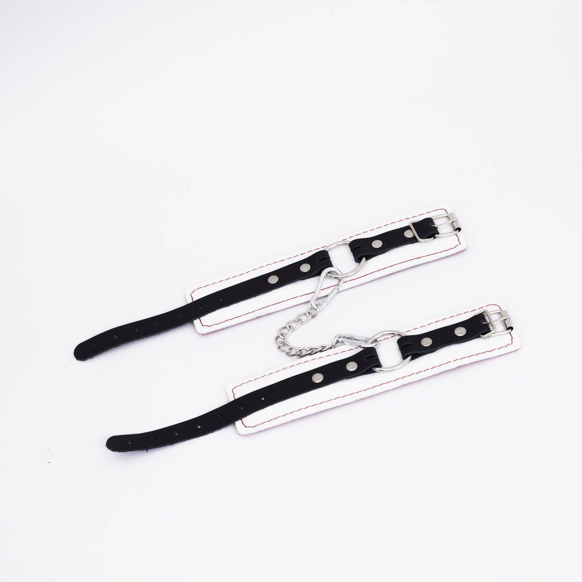 Бело-красные кожаные оковы 2