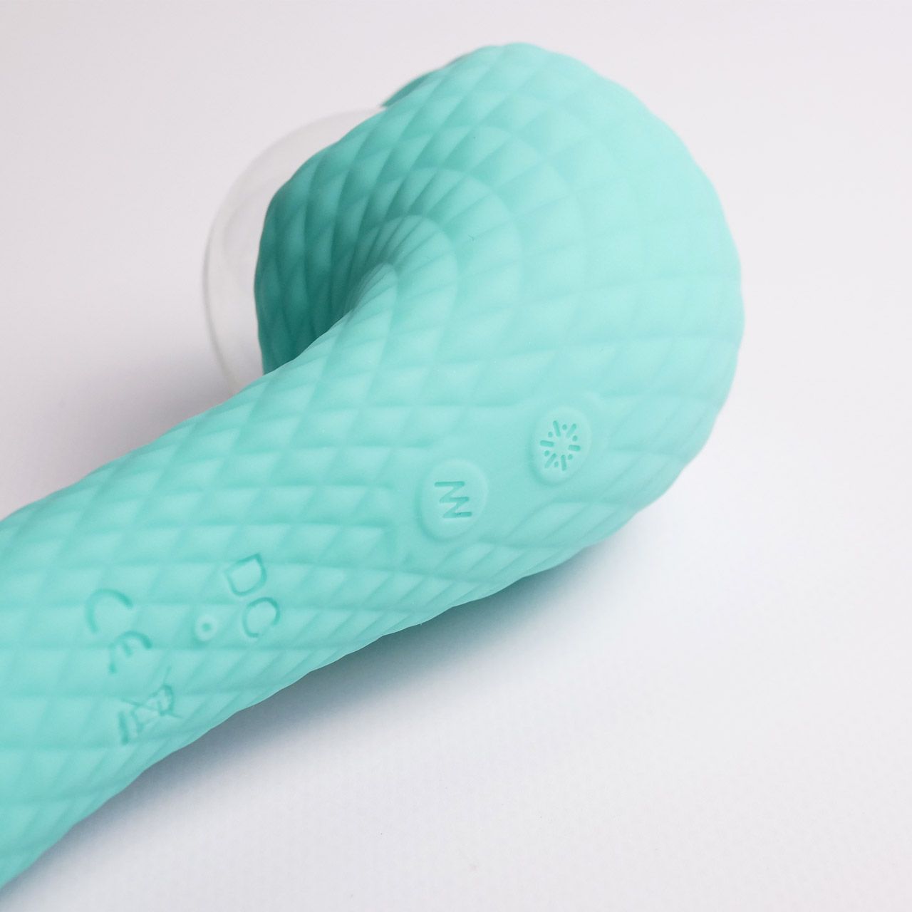 Бирюзовый вибромассажёр с деликатными токами 4