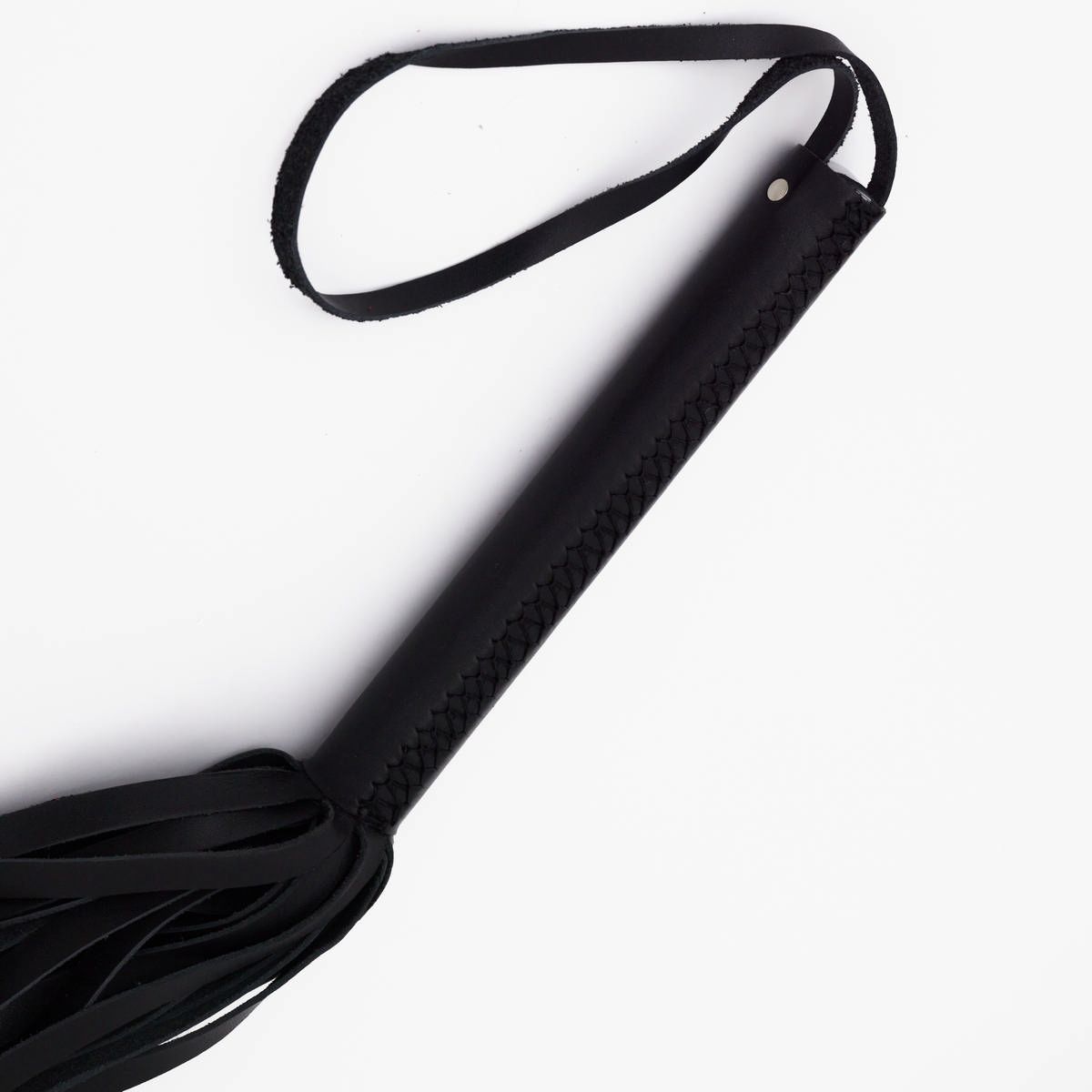 Черный кожаный флоггер - 45 см. 3