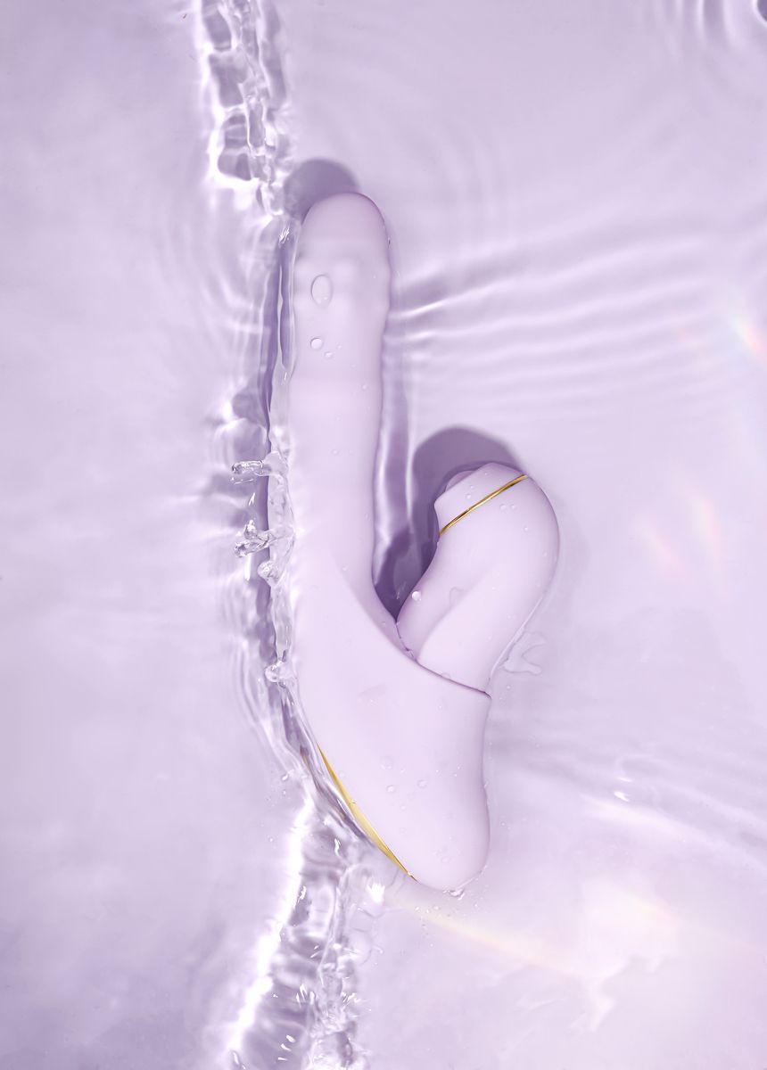 Сиреневый вибромассажер со съёмным клиторальным пульсатором DuoGlow 13