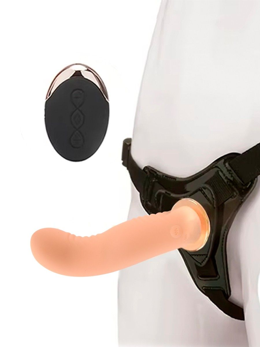 Женский вибрострапон со съемной насадкой и пультом ДУ 1