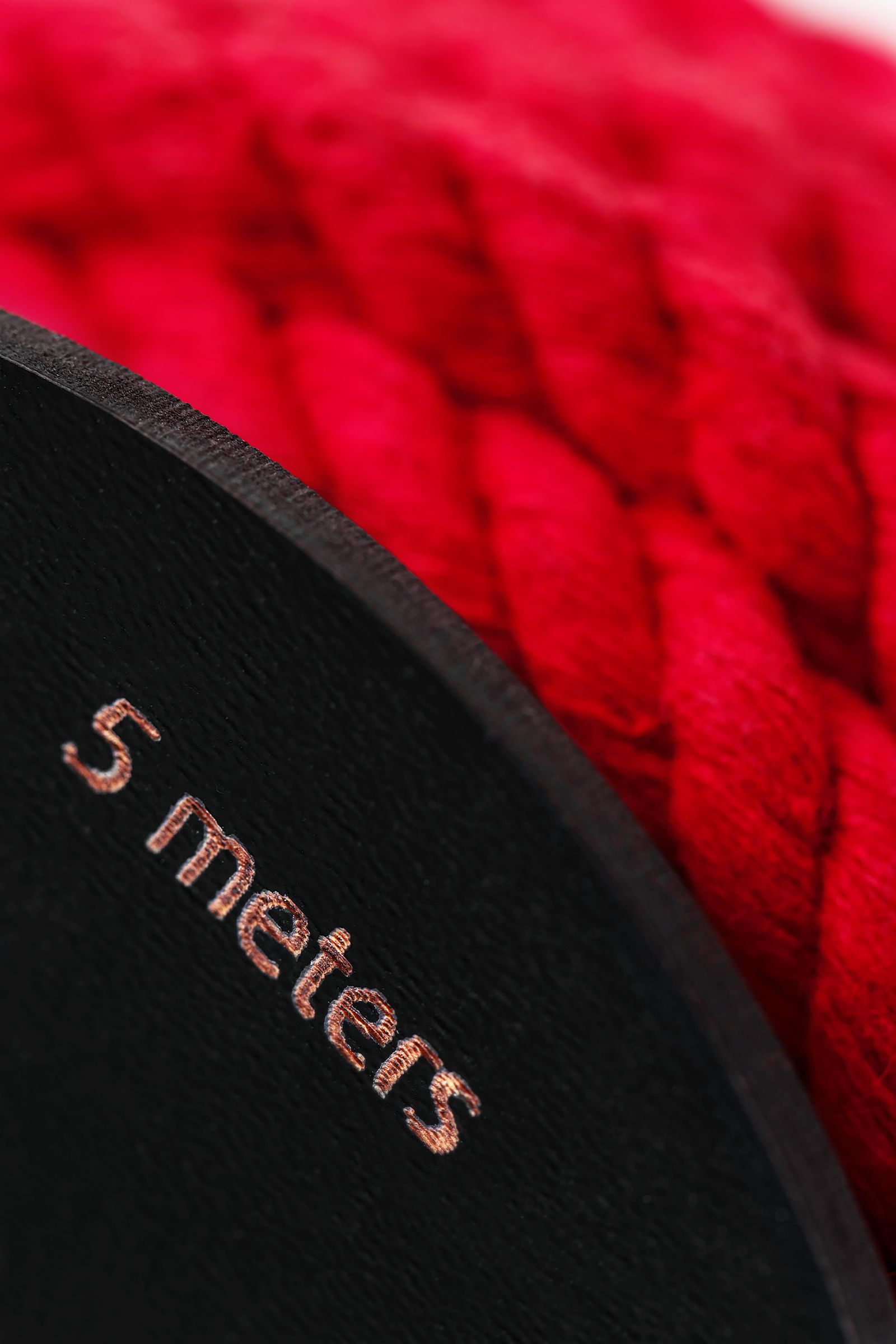 Красная веревка для шибари на катушке - 5 м. 6